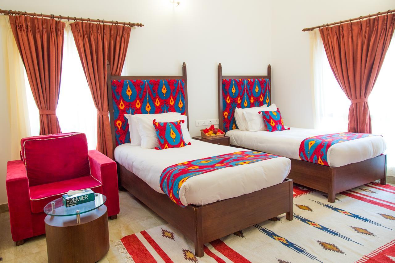 Miraaya Wellness And Golf Resort Chitwan Exteriér fotografie